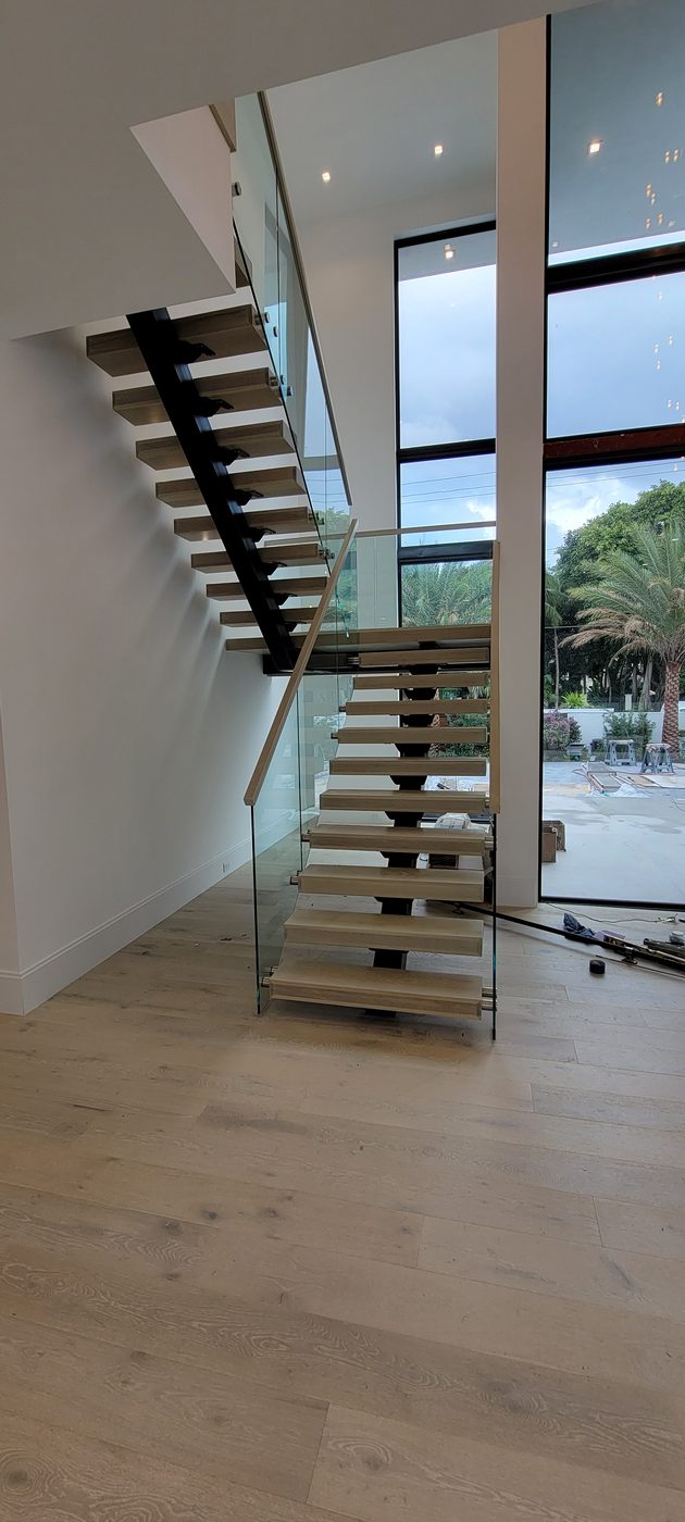 Floating staircase, detail view